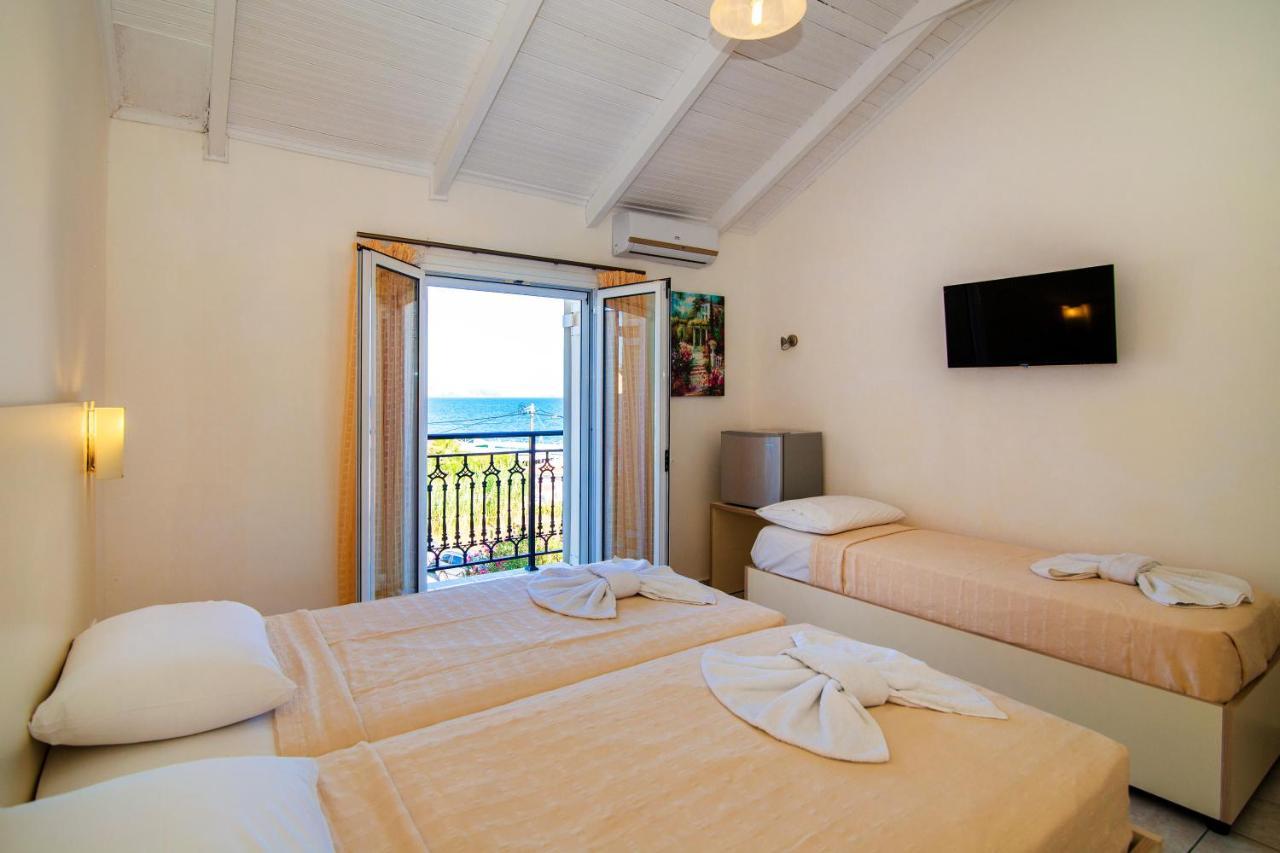 Playa Bay Hotel Zakynthos Лаганас Екстериор снимка