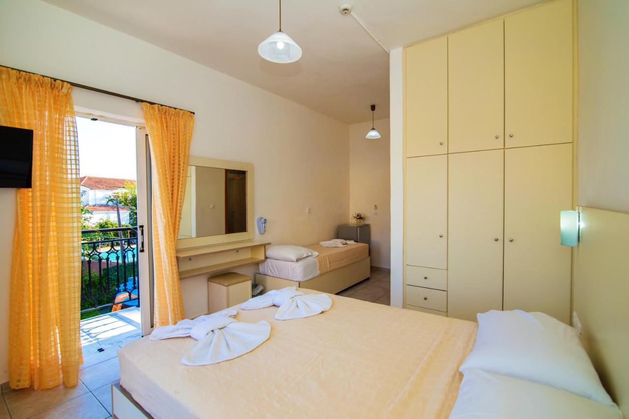 Playa Bay Hotel Zakynthos Лаганас Екстериор снимка