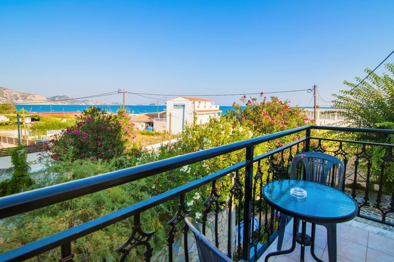 Playa Bay Hotel Zakynthos Лаганас Екстериор снимка